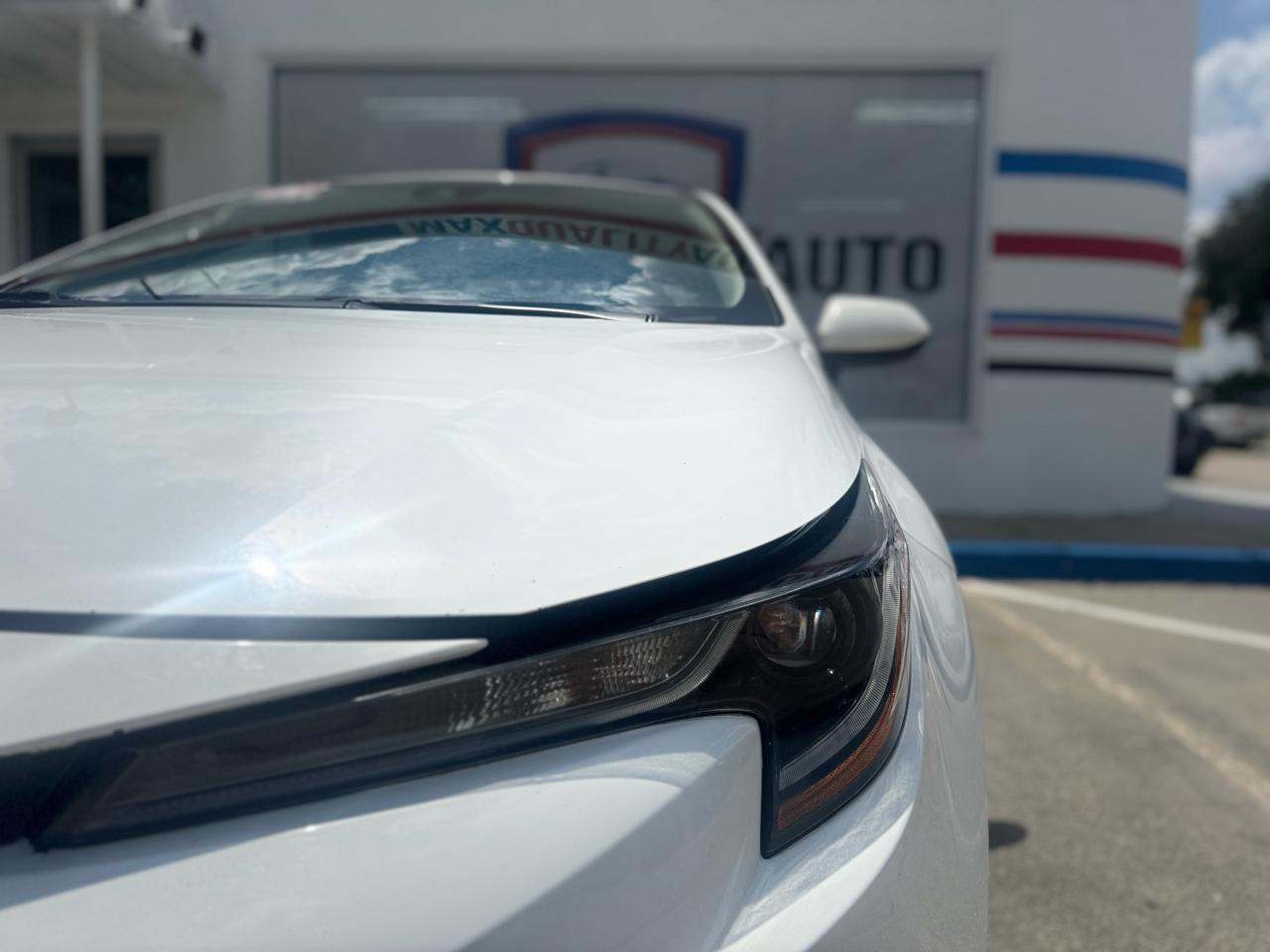 Toyota Corolla LE 2021