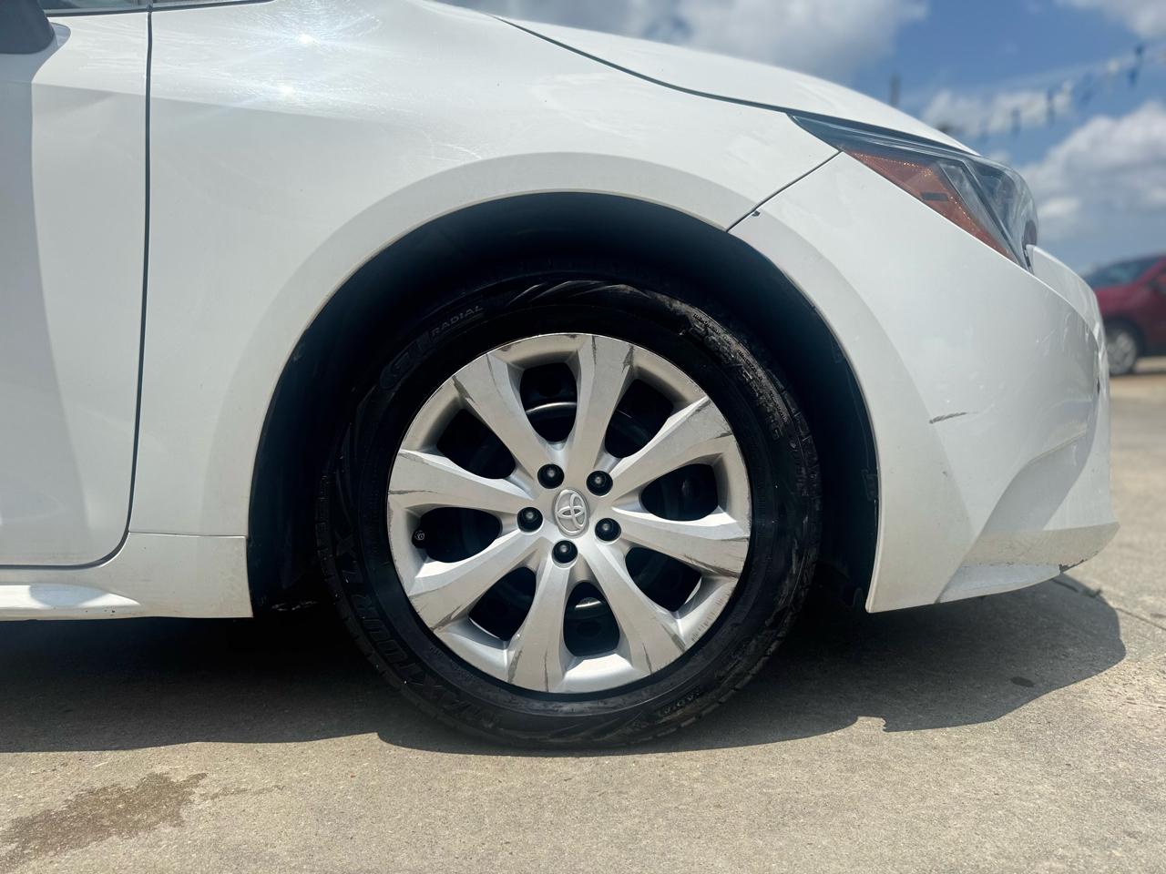 Toyota Corolla LE 2021