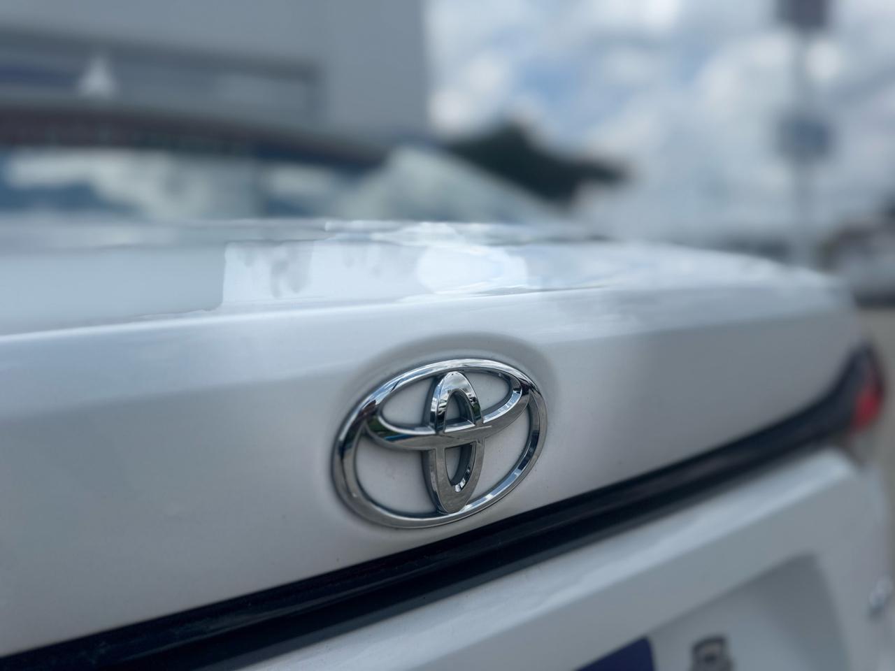Toyota Corolla LE 2021