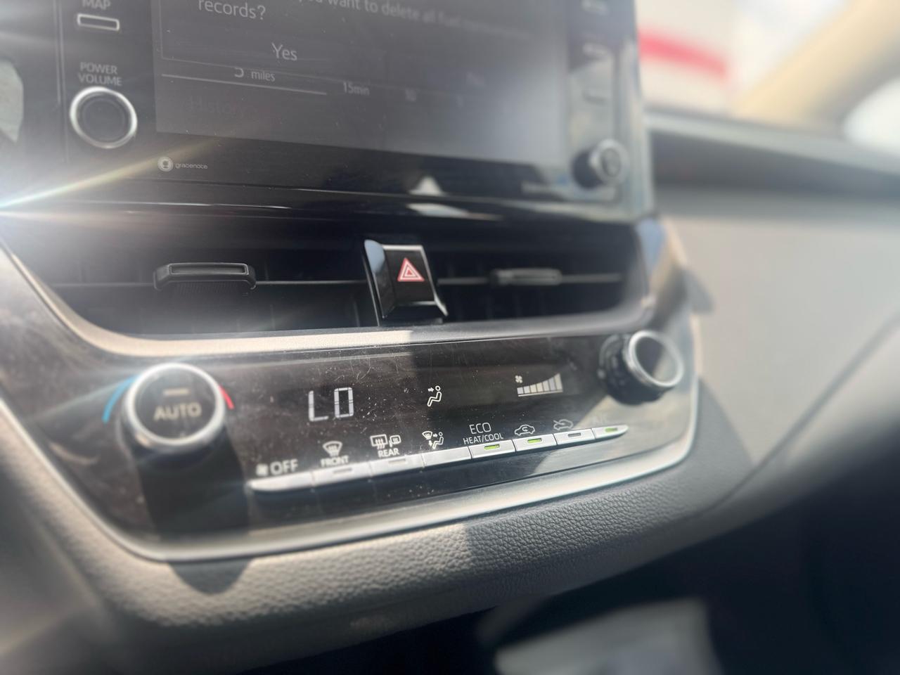 Toyota Corolla LE 2021
