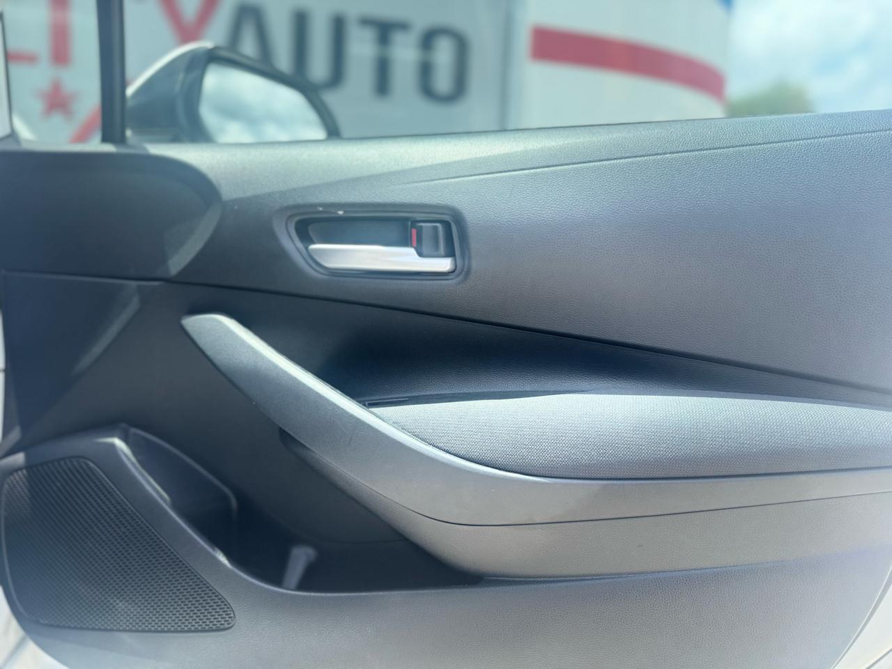 Toyota Corolla LE 2021