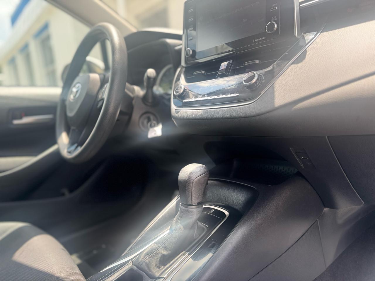 Toyota Corolla LE 2021
