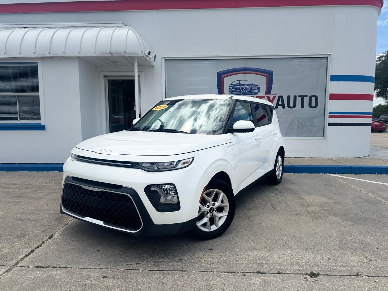 Kia Soul LX CVT 2022
