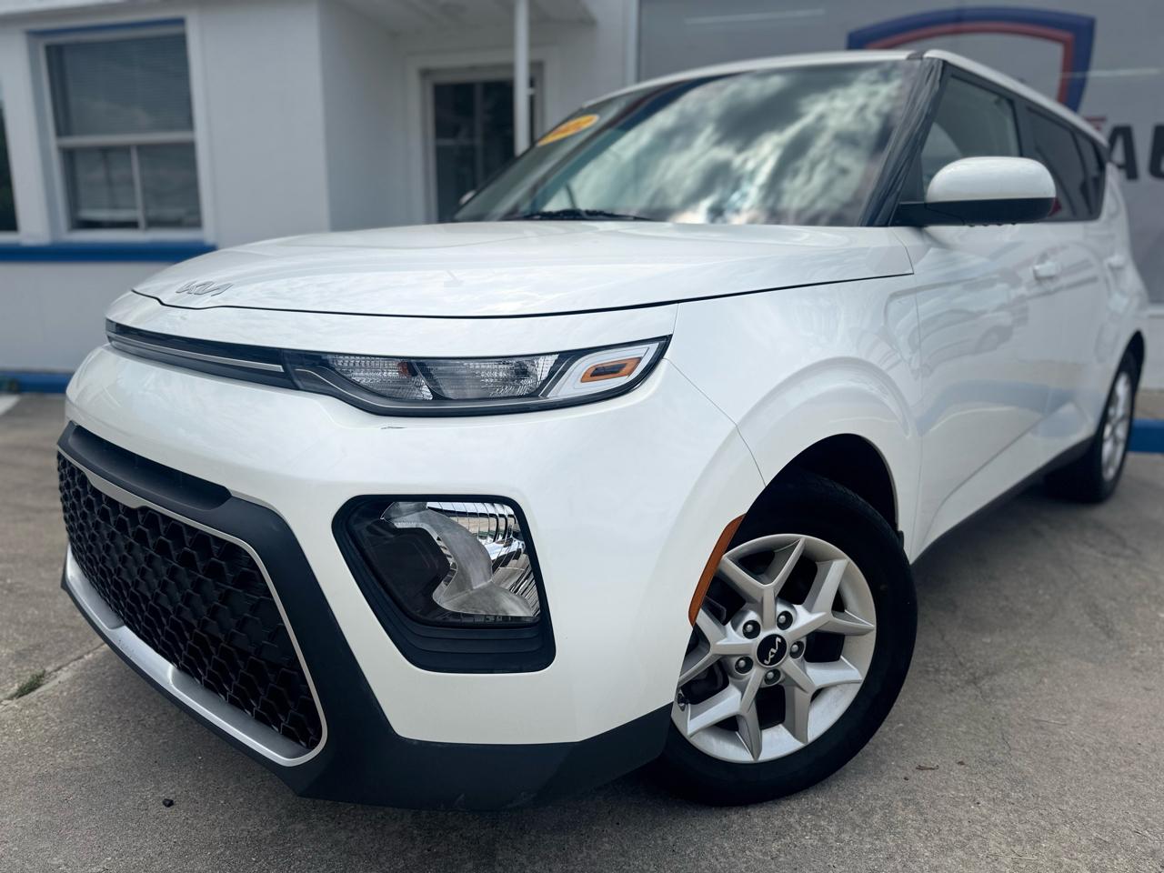 Kia Soul LX CVT 2022