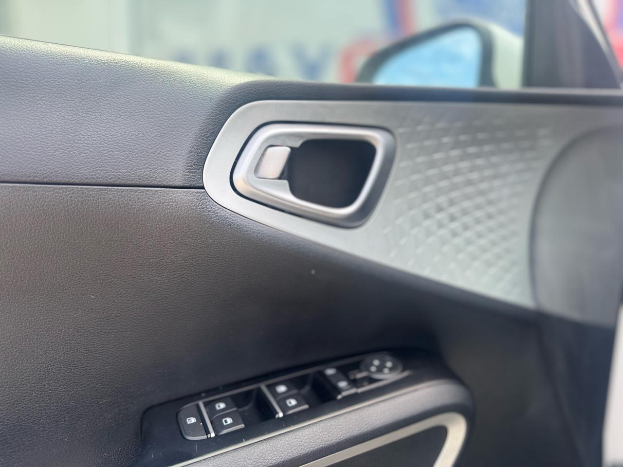 Kia Soul LX CVT 2022