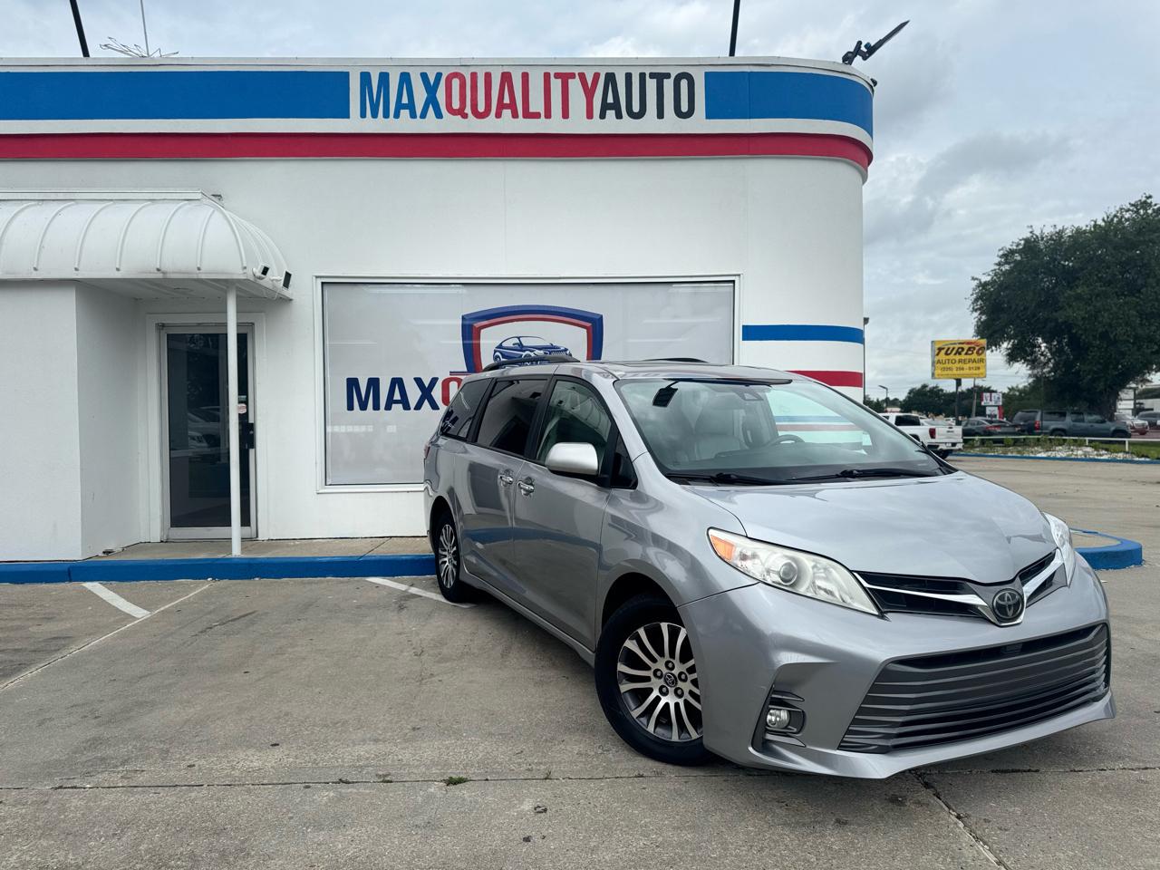 Toyota Sienna Limited Premium 7-Passenger 2018