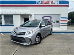 2018 Toyota Sienna 