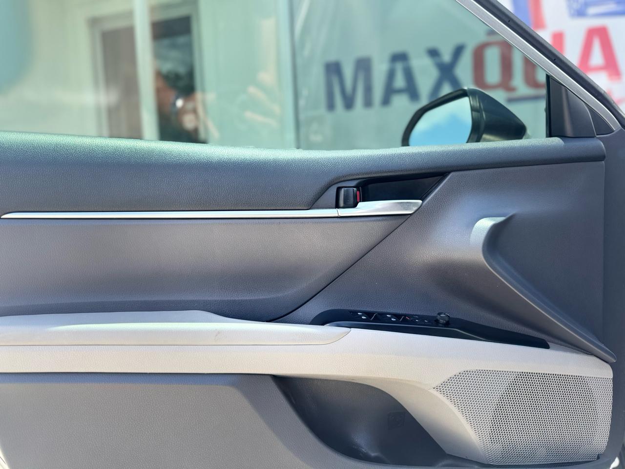 Toyota Camry LE 2020