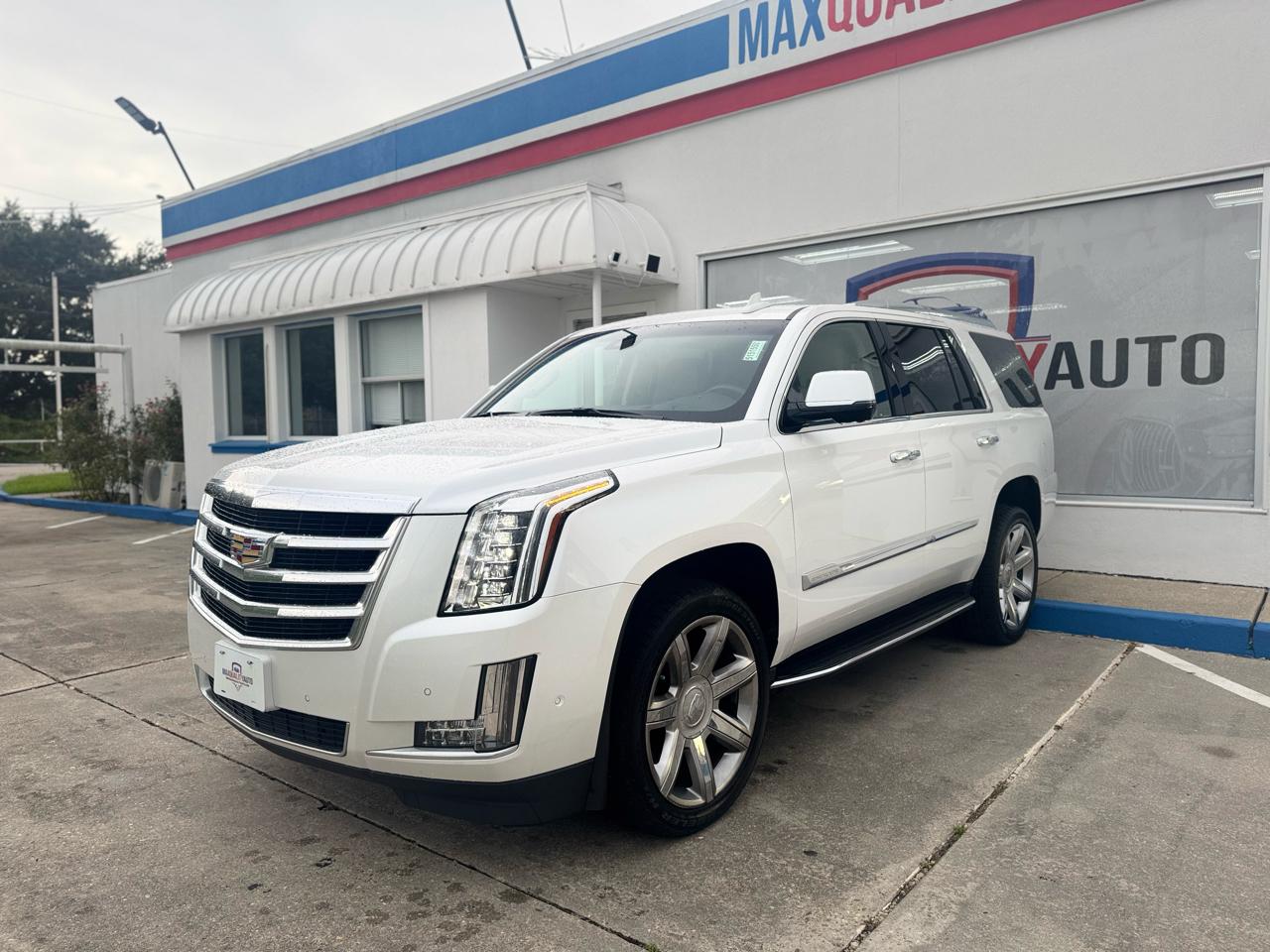 Cadillac Escalade Luxury 4WD 2017