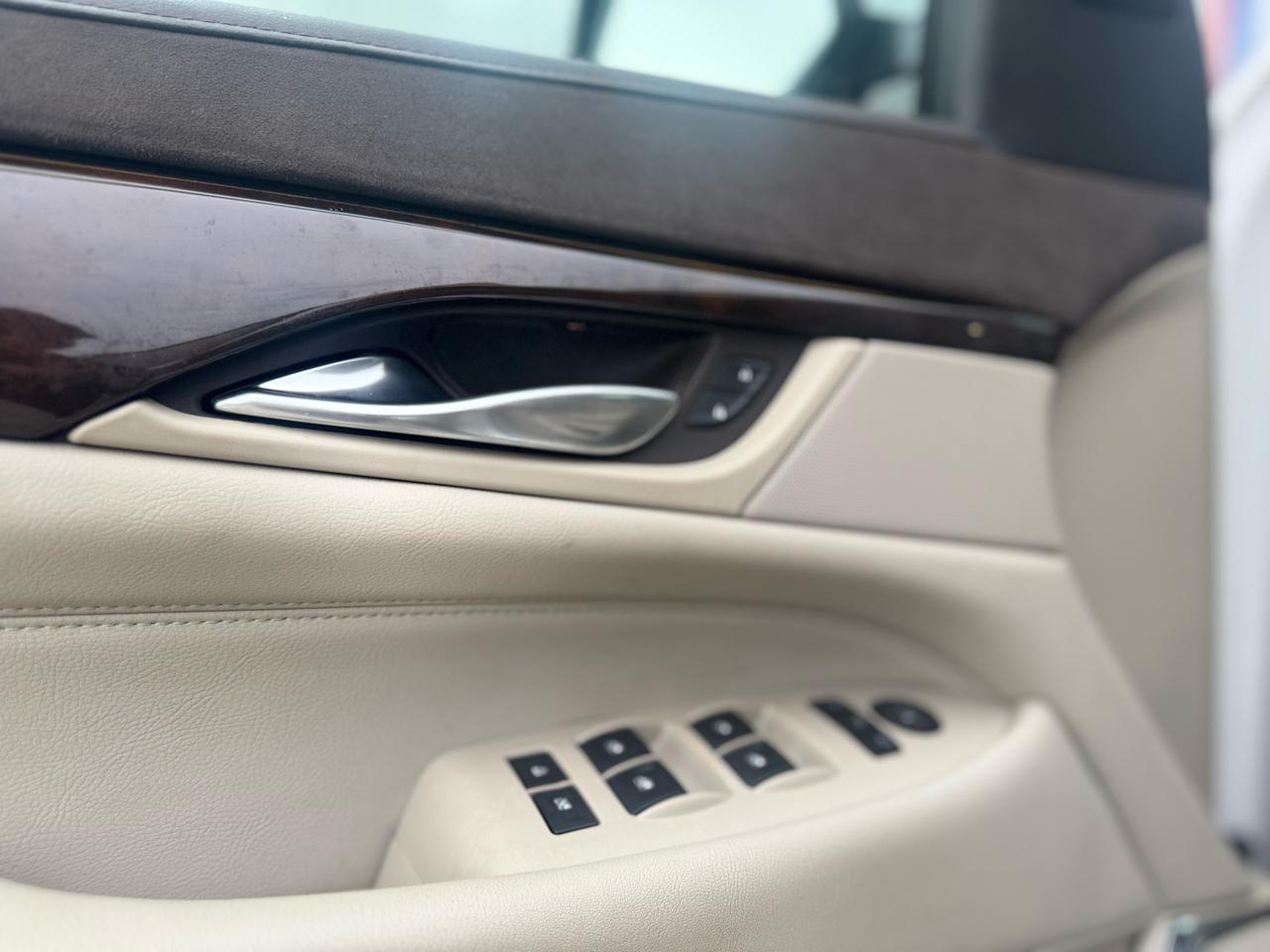 Cadillac Escalade Luxury 4WD 2017