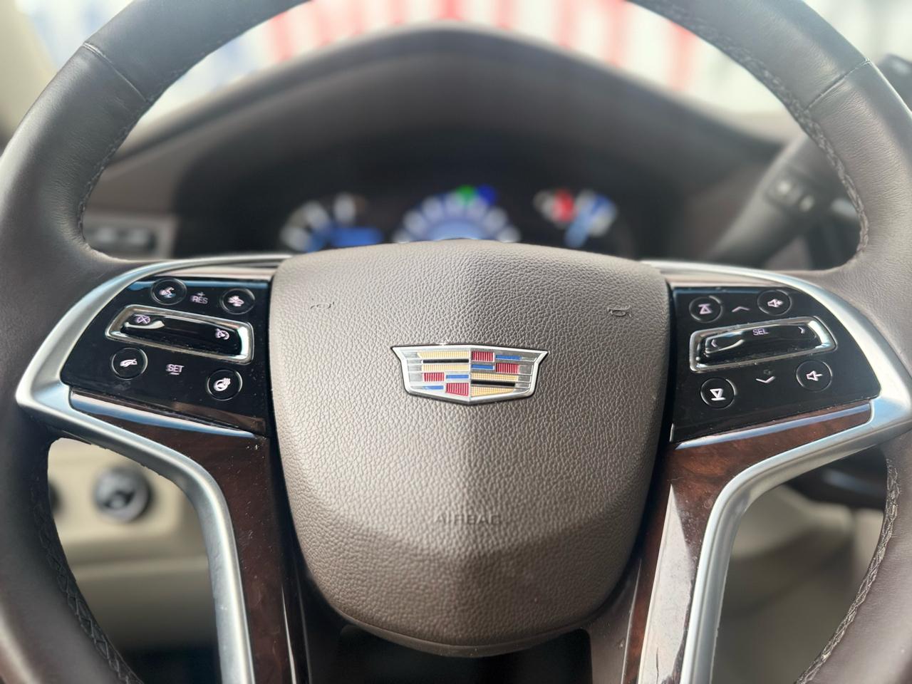 Cadillac Escalade Luxury 4WD 2017
