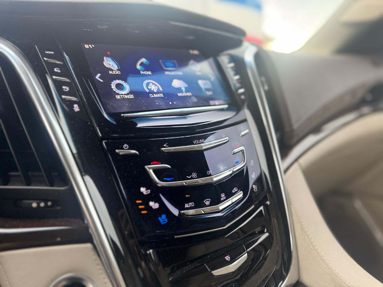 Cadillac Escalade Luxury 4WD 2017