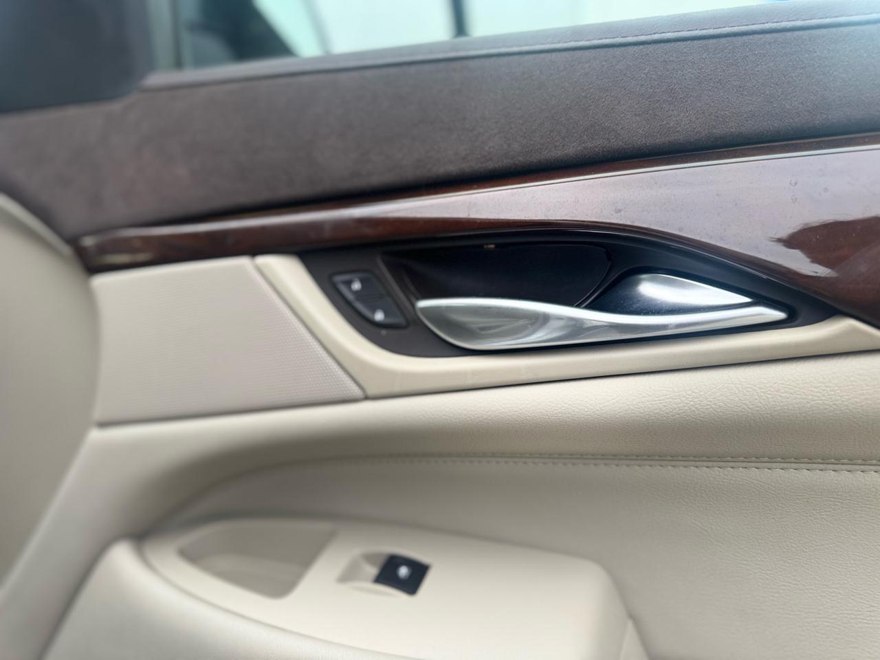 Cadillac Escalade Luxury 4WD 2017