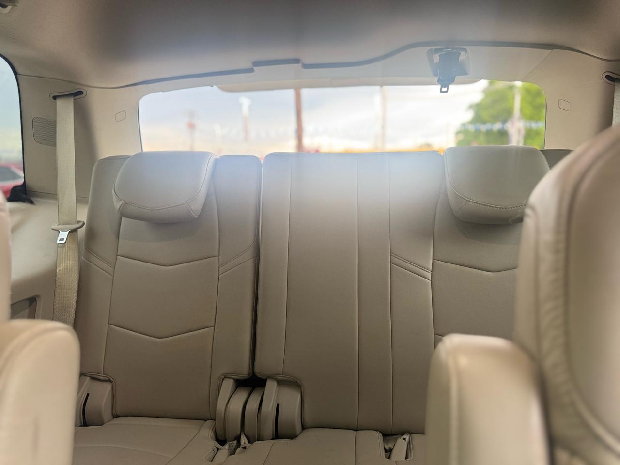 Cadillac Escalade Luxury 4WD 2017