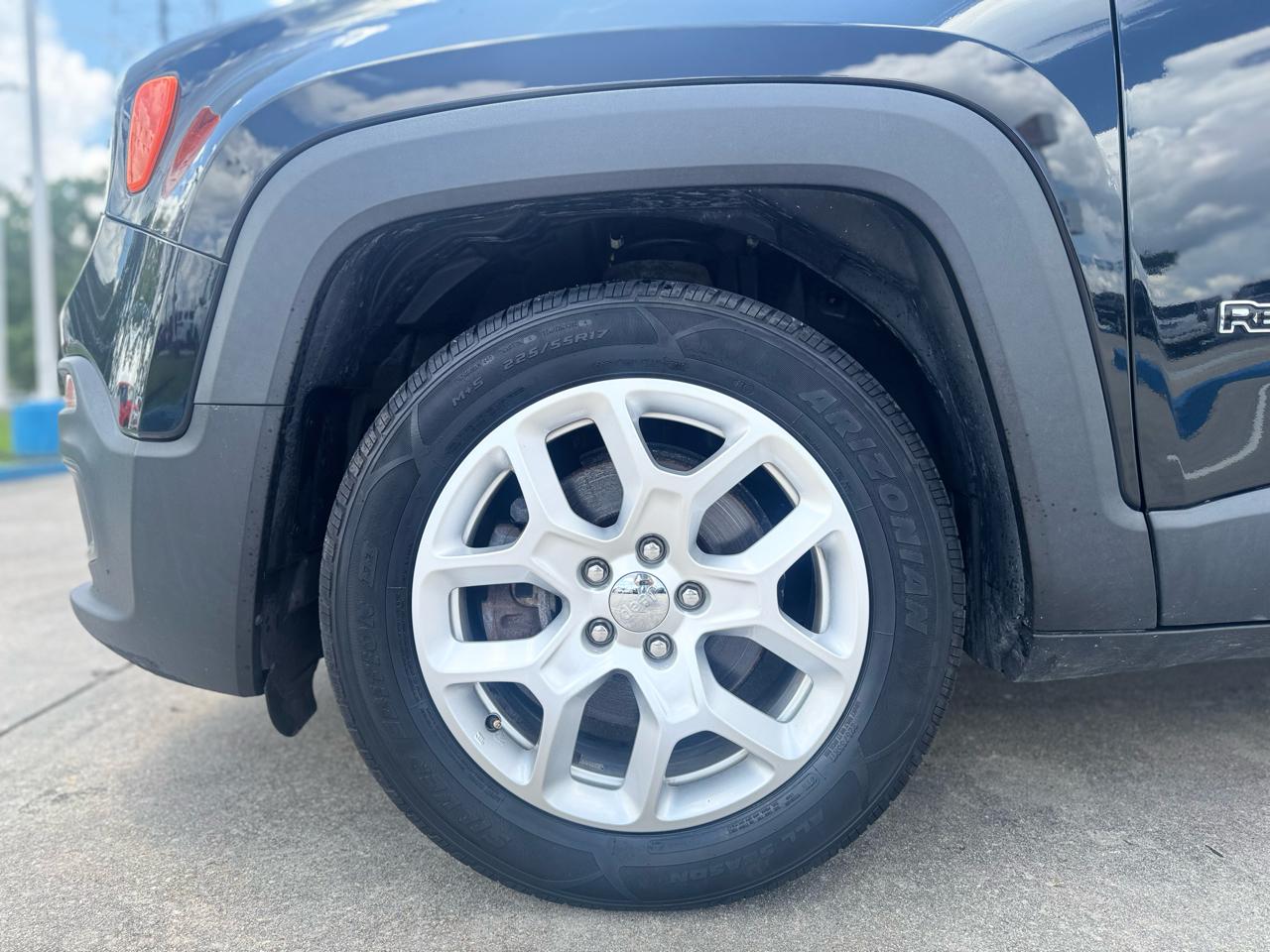 Jeep Renegade Latitude FWD 2017