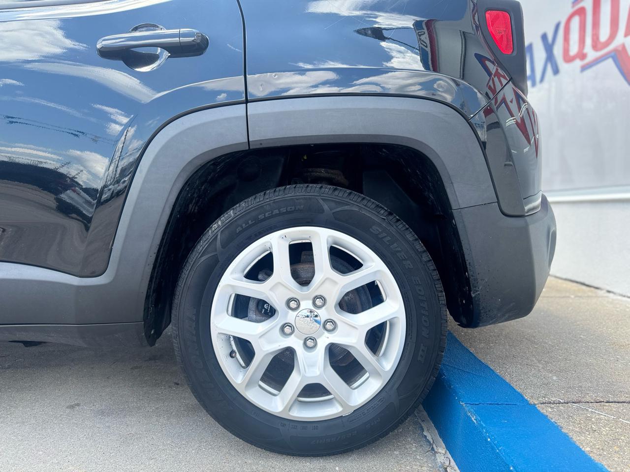 Jeep Renegade Latitude FWD 2017