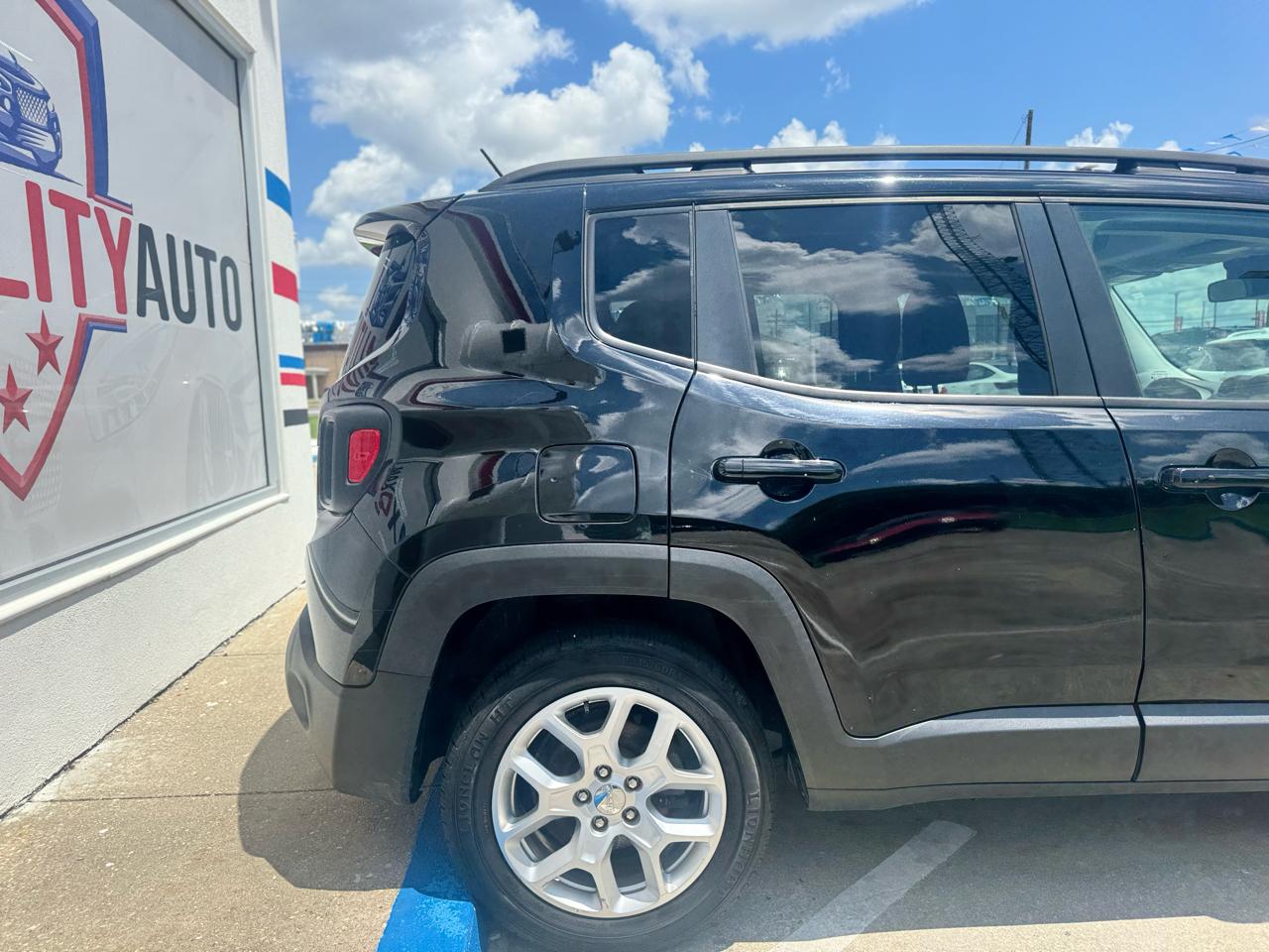 Jeep Renegade Latitude FWD 2017