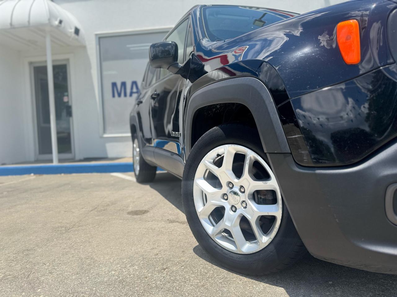 Jeep Renegade Latitude FWD 2017