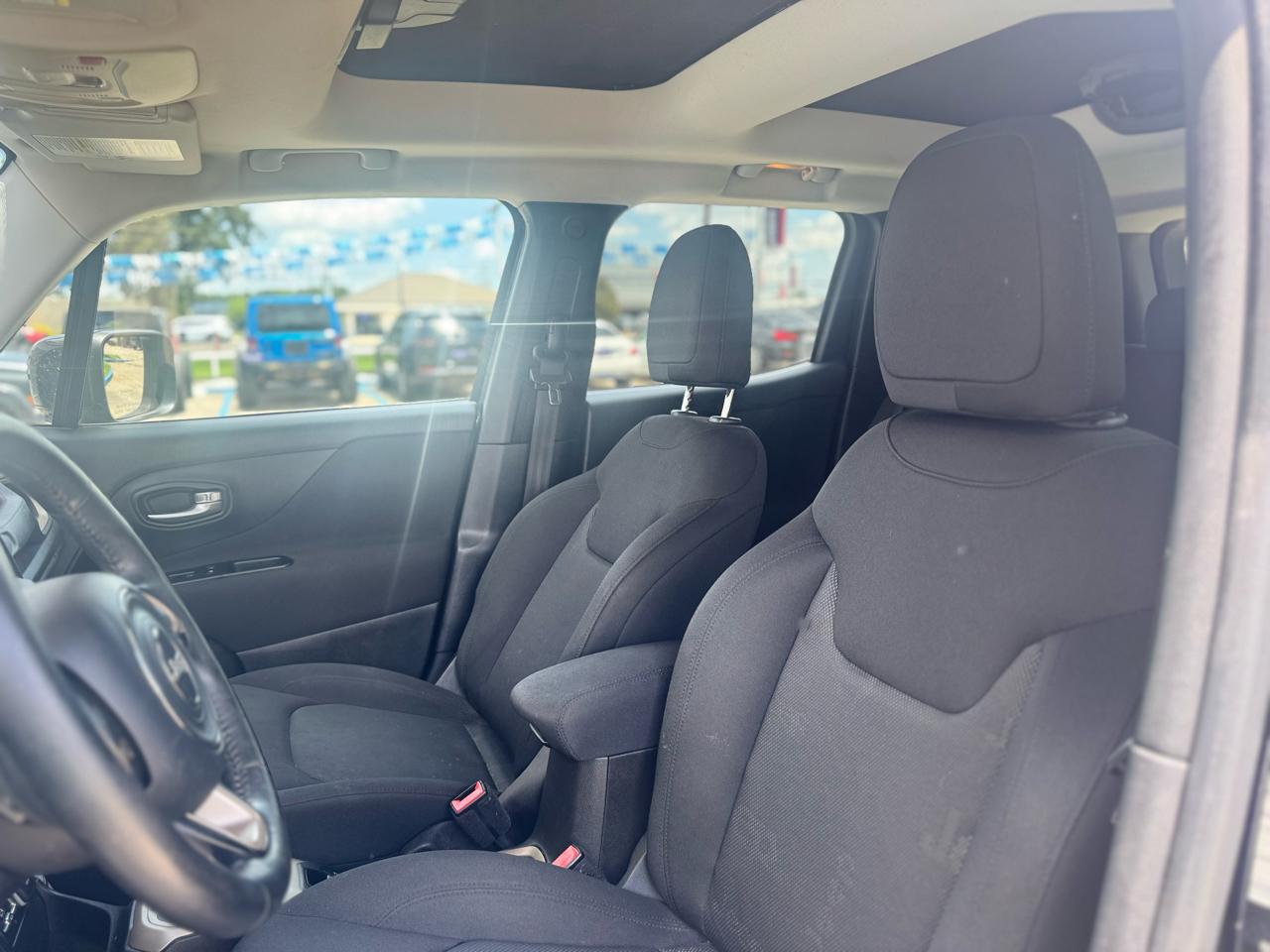 Jeep Renegade Latitude FWD 2017