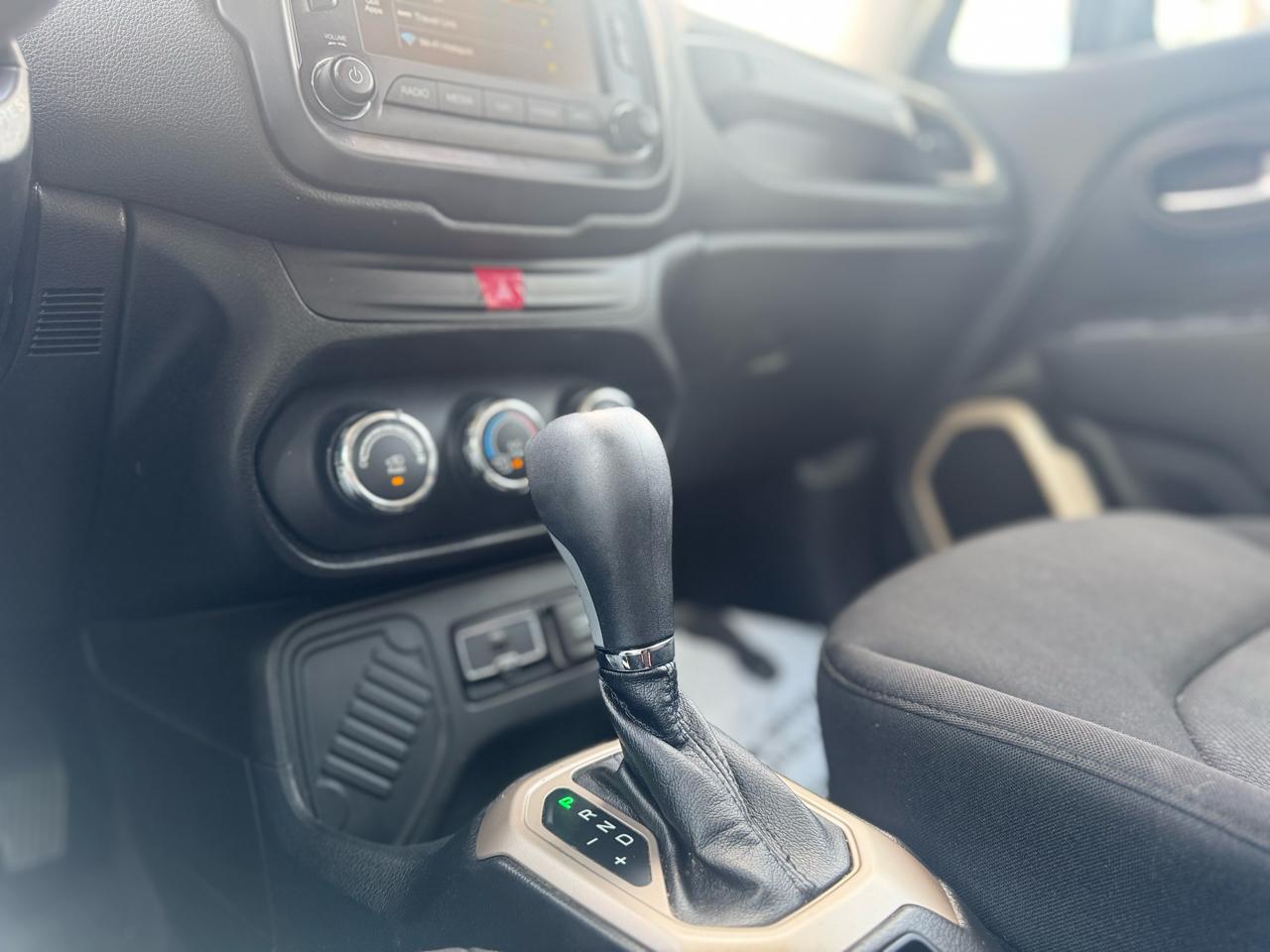 Jeep Renegade Latitude FWD 2017