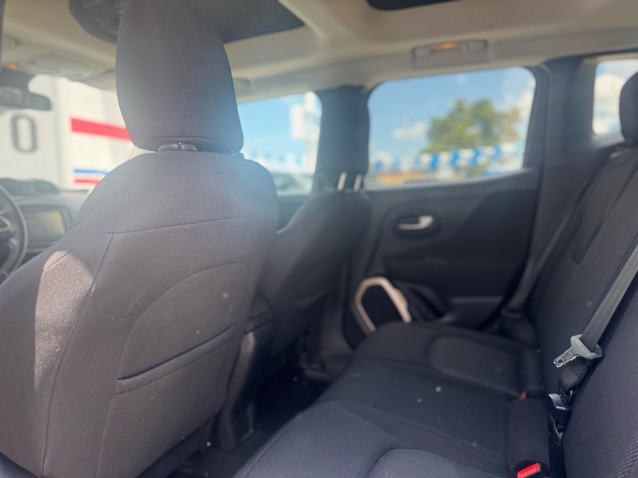 Jeep Renegade Latitude FWD 2017