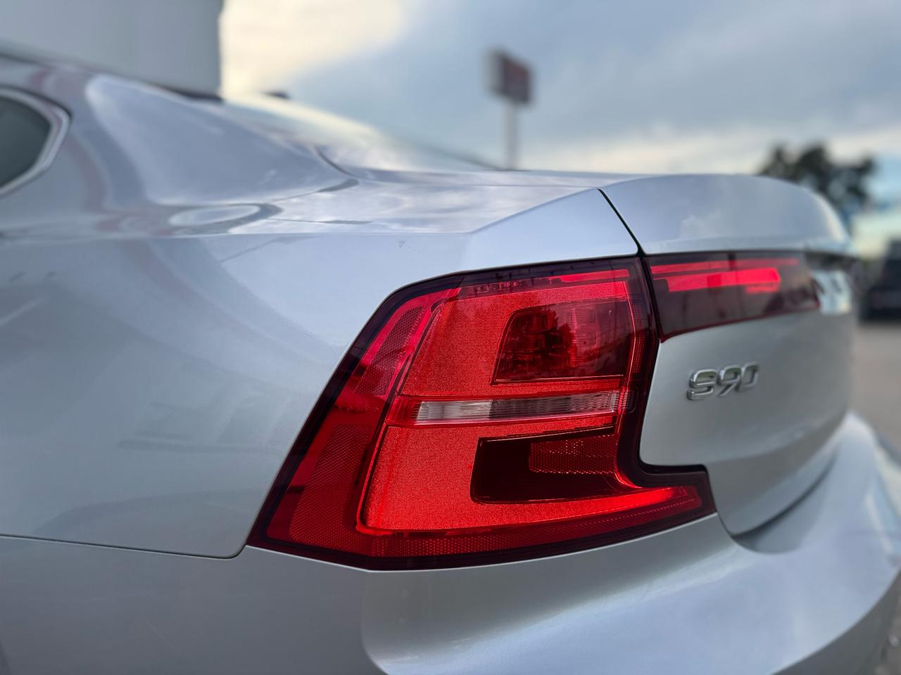 Volvo S90 T5 Momentum AWD 2018
