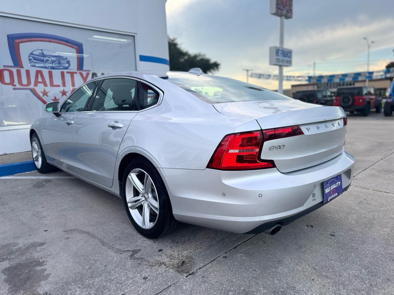 Volvo S90 T5 Momentum AWD 2018