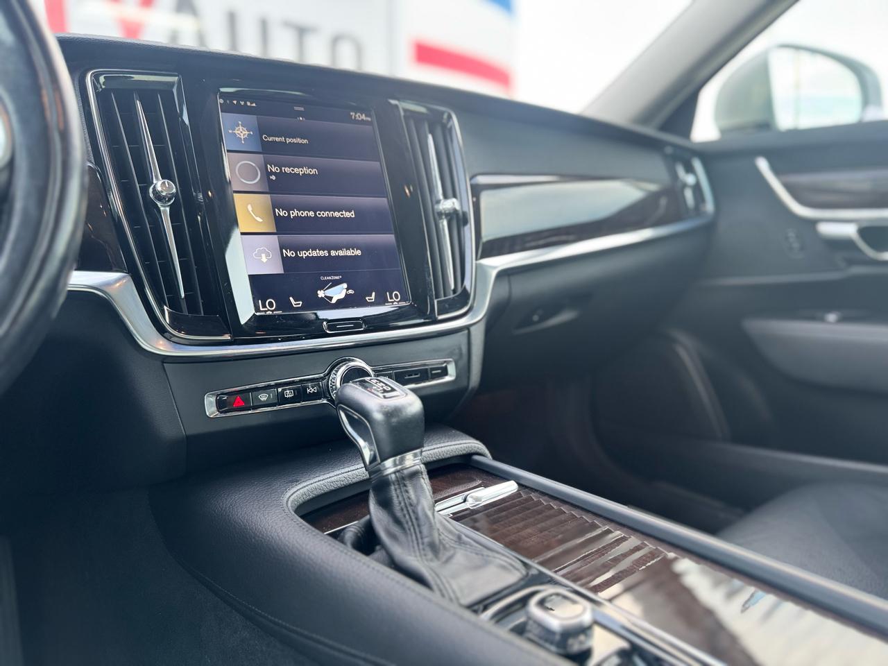 Volvo S90 T5 Momentum AWD 2018