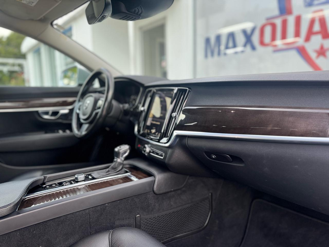 Volvo S90 T5 Momentum AWD 2018