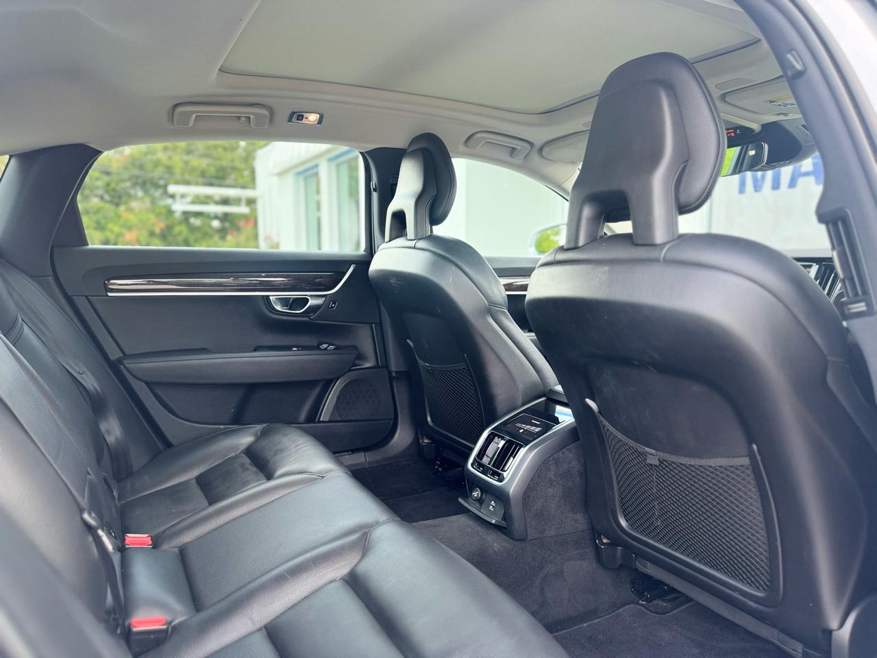 Volvo S90 T5 Momentum AWD 2018