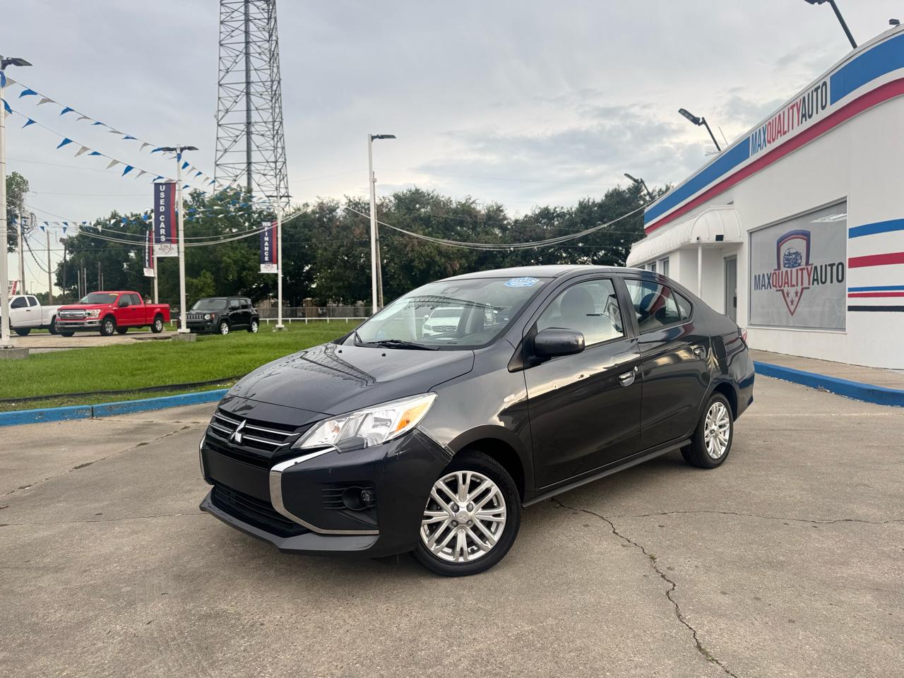 Mitsubishi Mirage G4 ES 2024