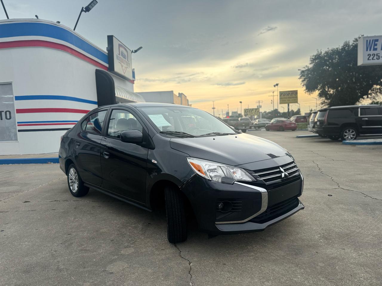 Mitsubishi Mirage G4 ES 2024