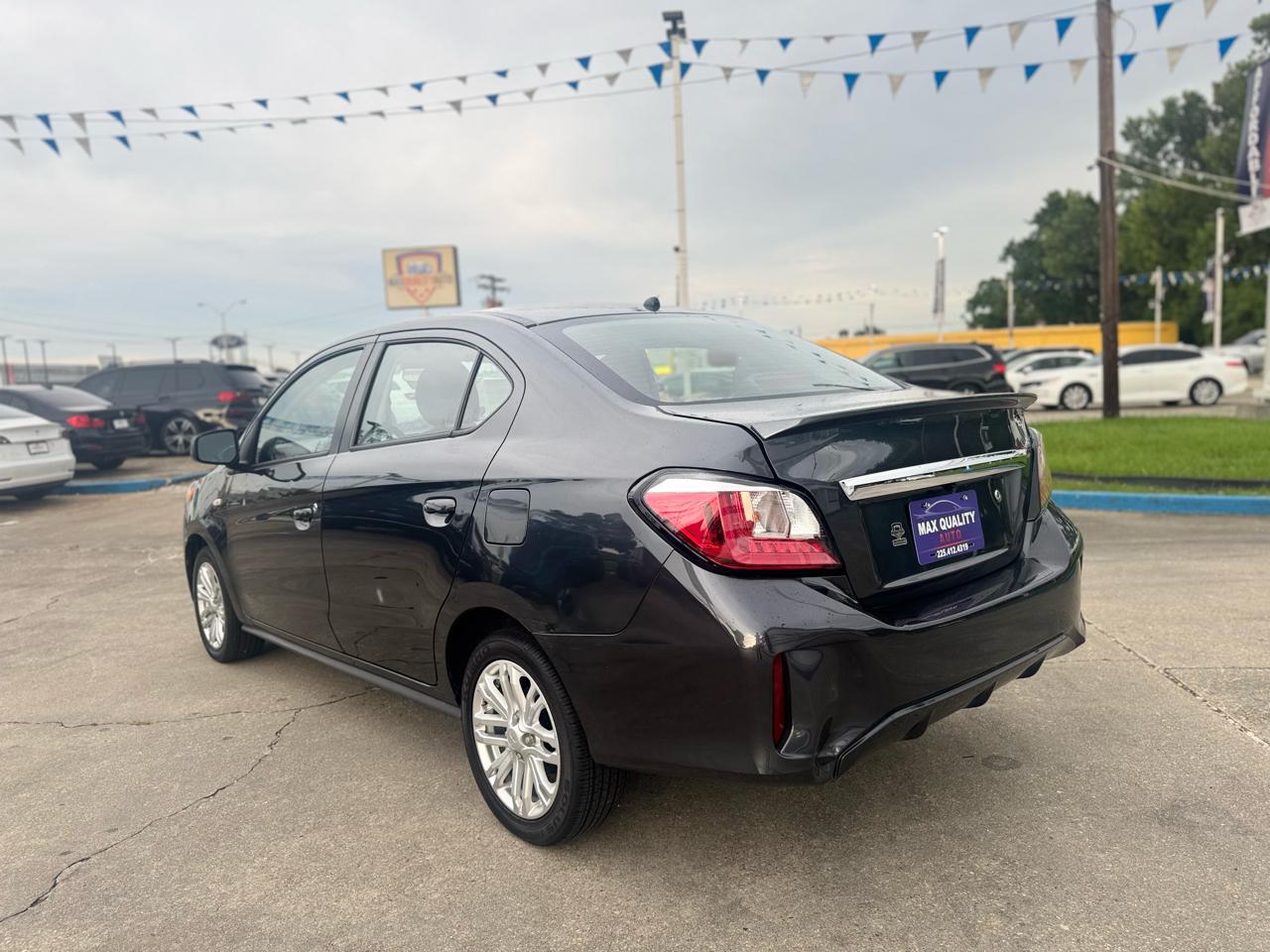 Mitsubishi Mirage G4 ES 2024