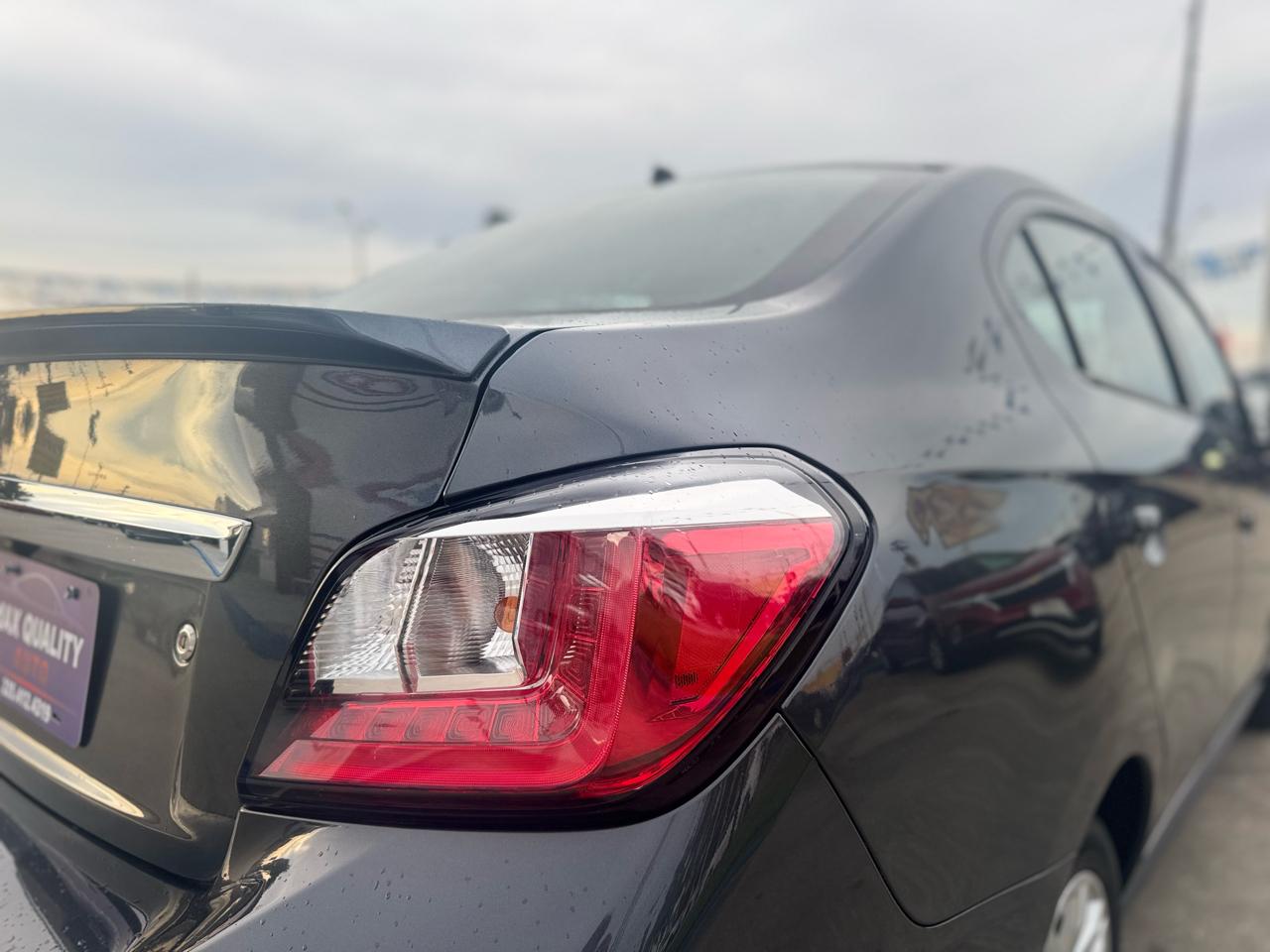Mitsubishi Mirage G4 ES 2024