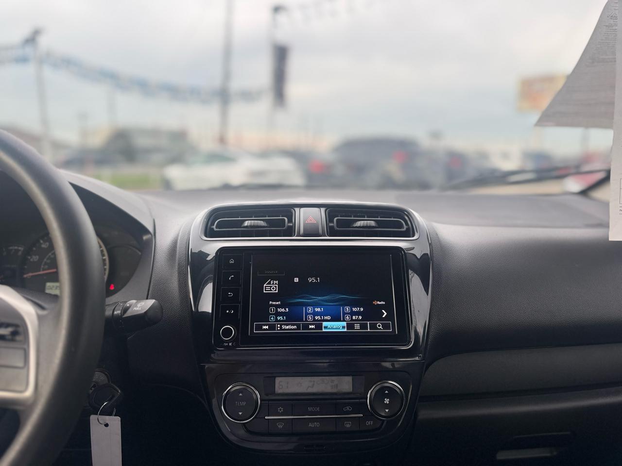 Mitsubishi Mirage G4 ES 2024
