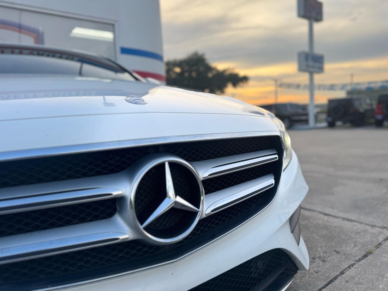 Mercedes-Benz E-Class E300 Luxury Sedan 2017