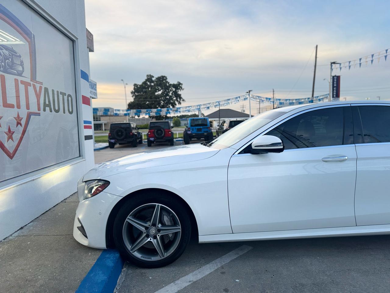 Mercedes-Benz E-Class E300 Luxury Sedan 2017