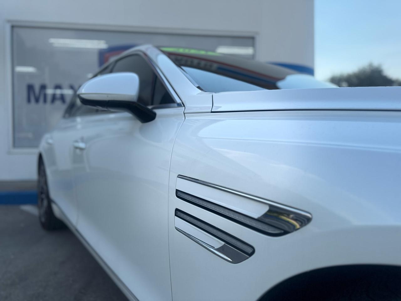 Genesis G80 2.5T AWD 2021