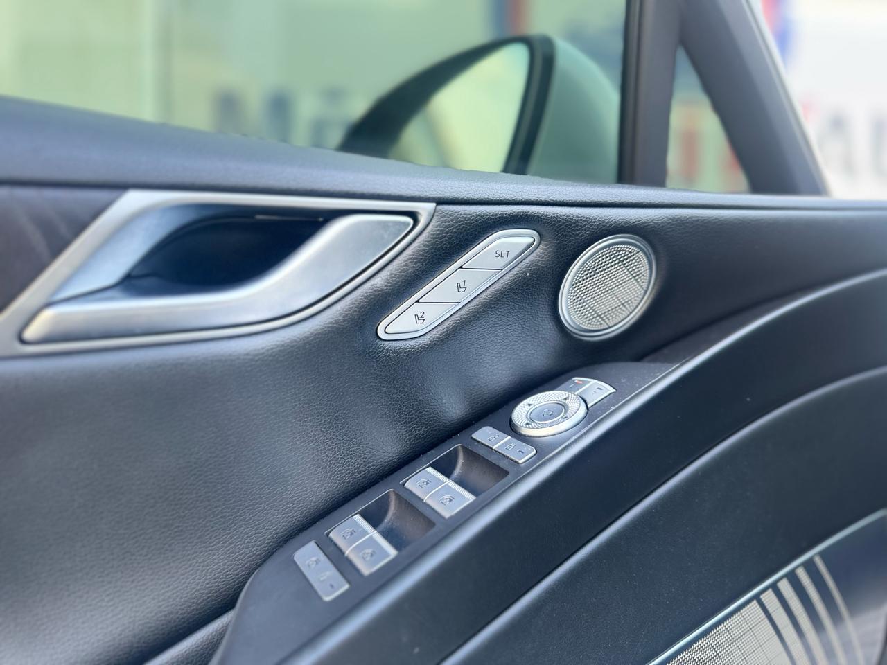 Genesis G80 2.5T AWD 2021