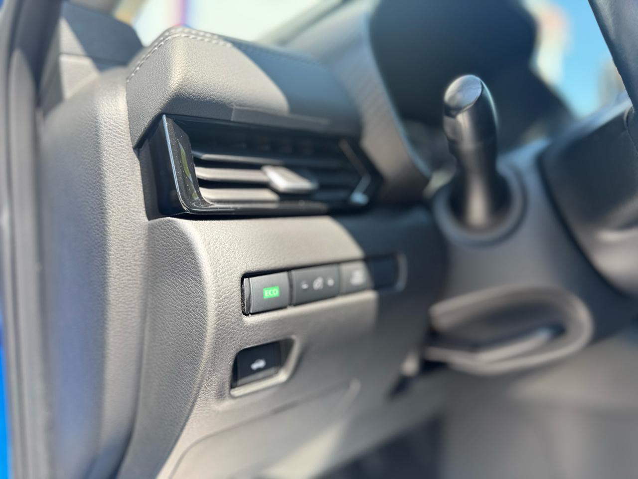 Nissan Sentra SV 2023