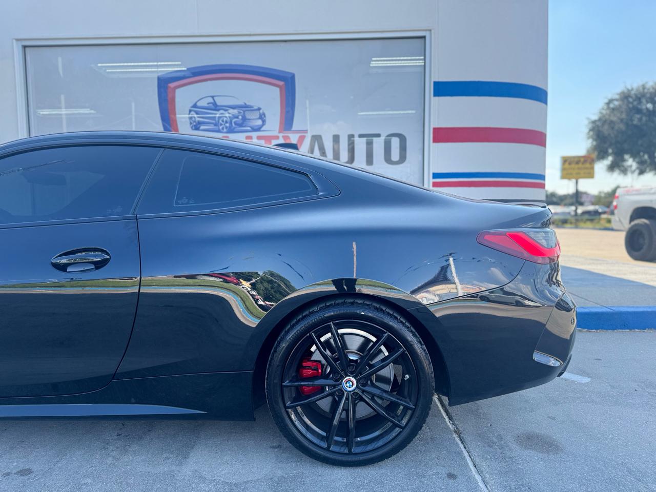 BMW 4-Series M440i Coupe 2023