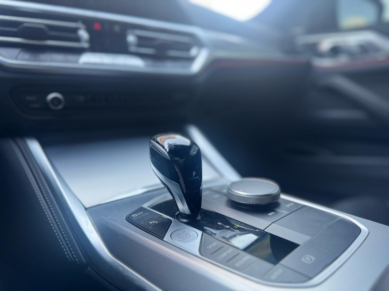 BMW 4-Series M440i Coupe 2023