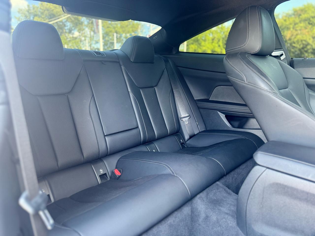 BMW 4-Series M440i Coupe 2023