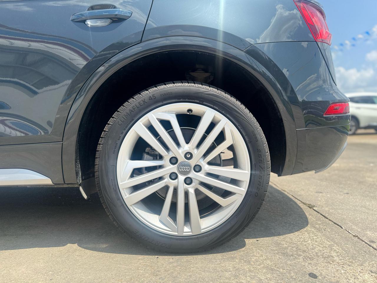 Audi Q5 2.0T Premium Plus quattro 2018