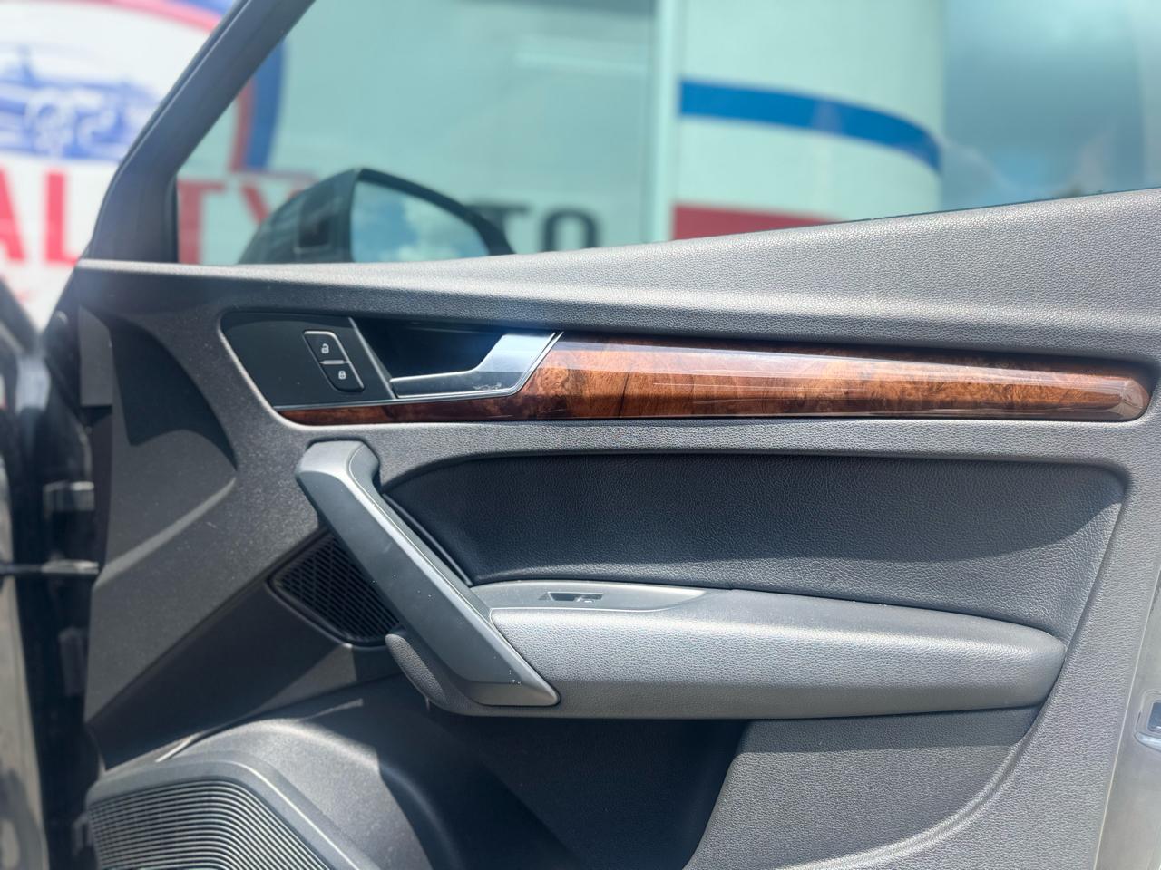 Audi Q5 2.0T Premium Plus quattro 2018