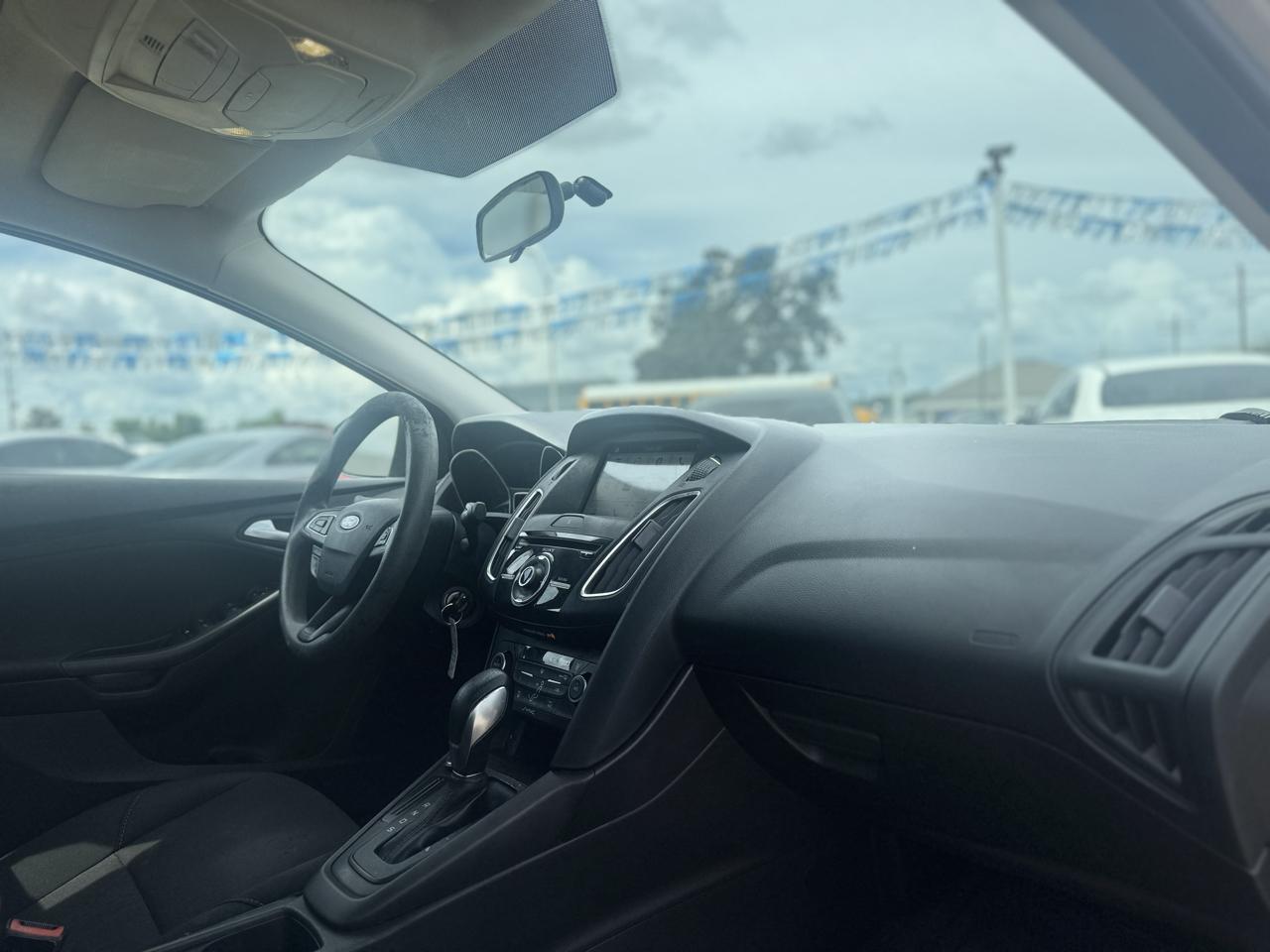 Ford Focus photo 36