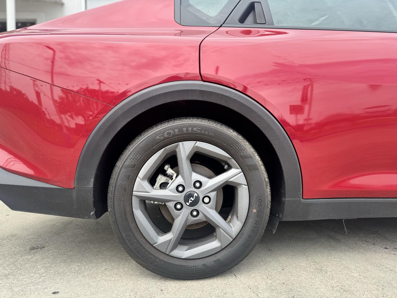 Kia K4 LX 2025