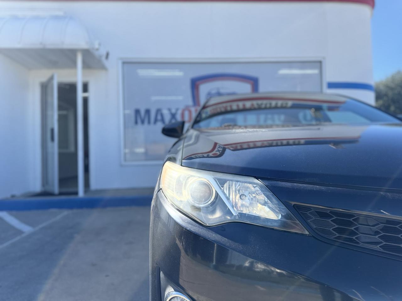 Toyota Camry SE 2012