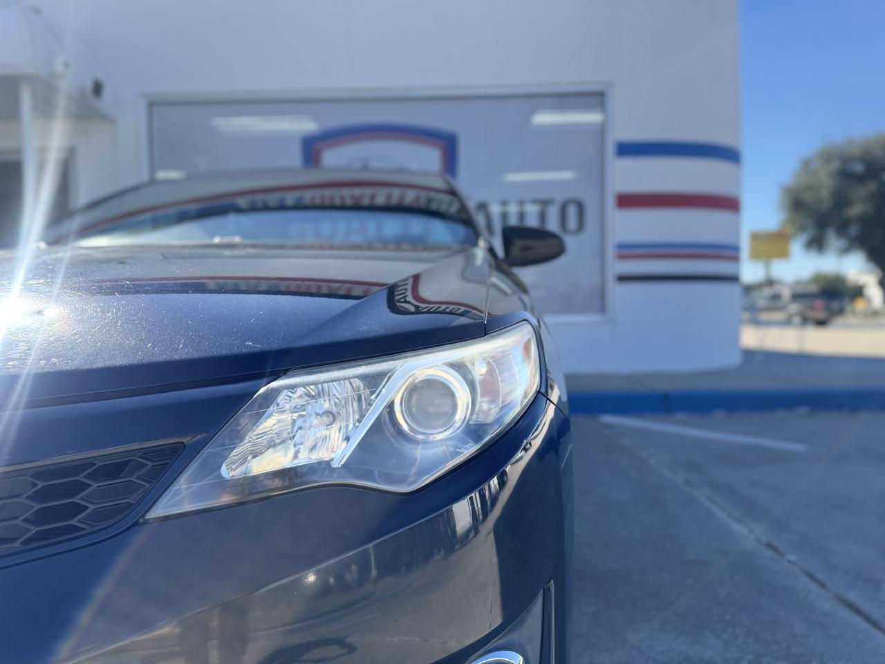 Toyota Camry SE 2012