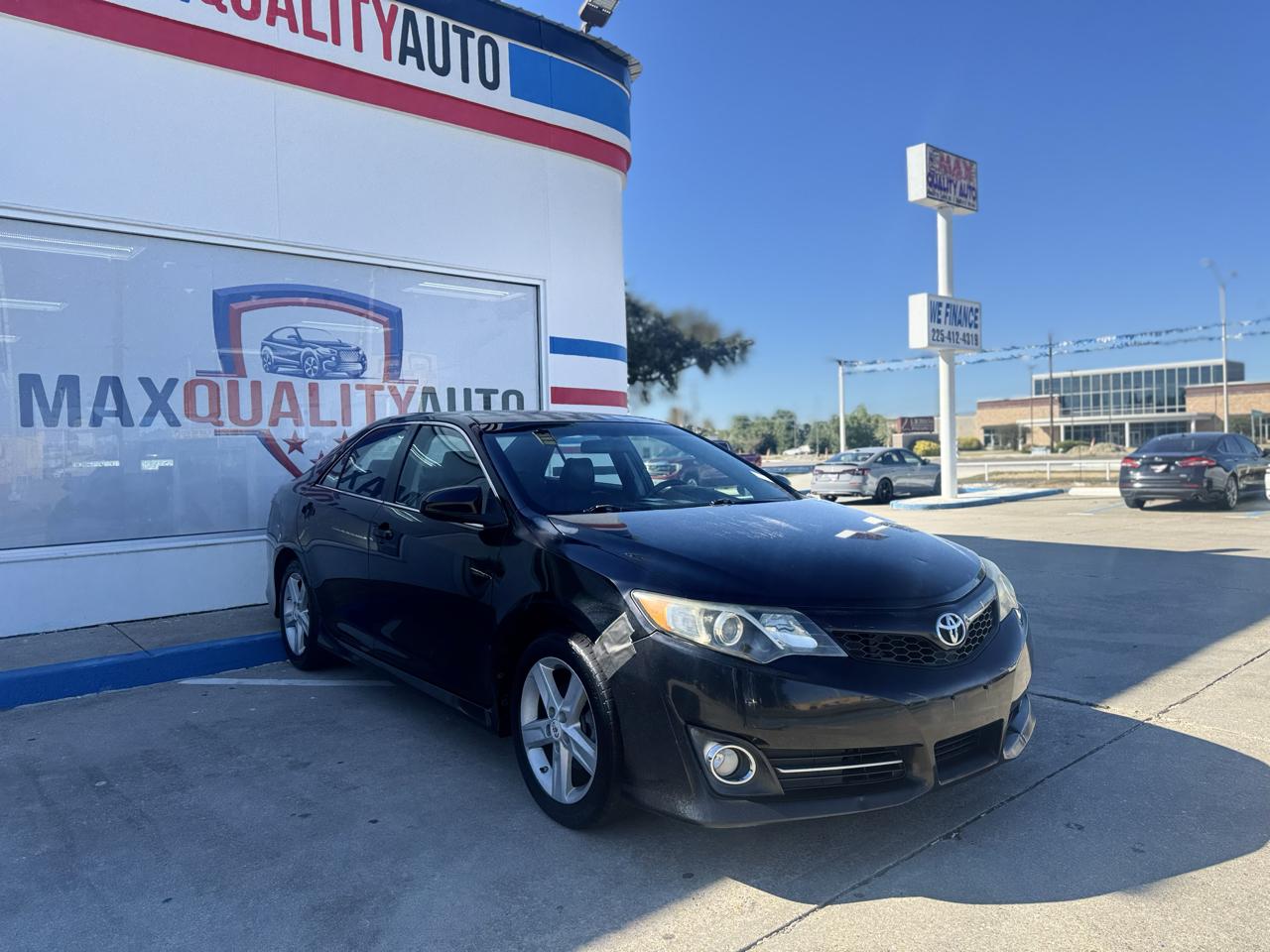 Toyota Camry SE 2012